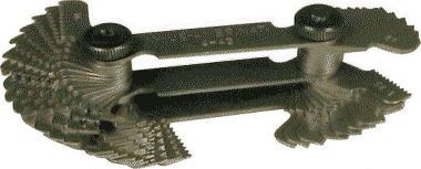 Thread pitch gauge